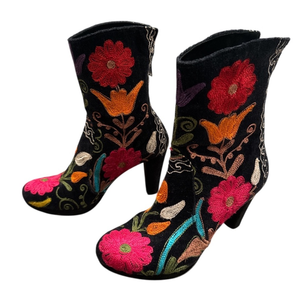 Saratoga Turkish Bazaar Suzani Style Black Multi Embroidered Boots EU 40 US 9 - Picture 2 of 13